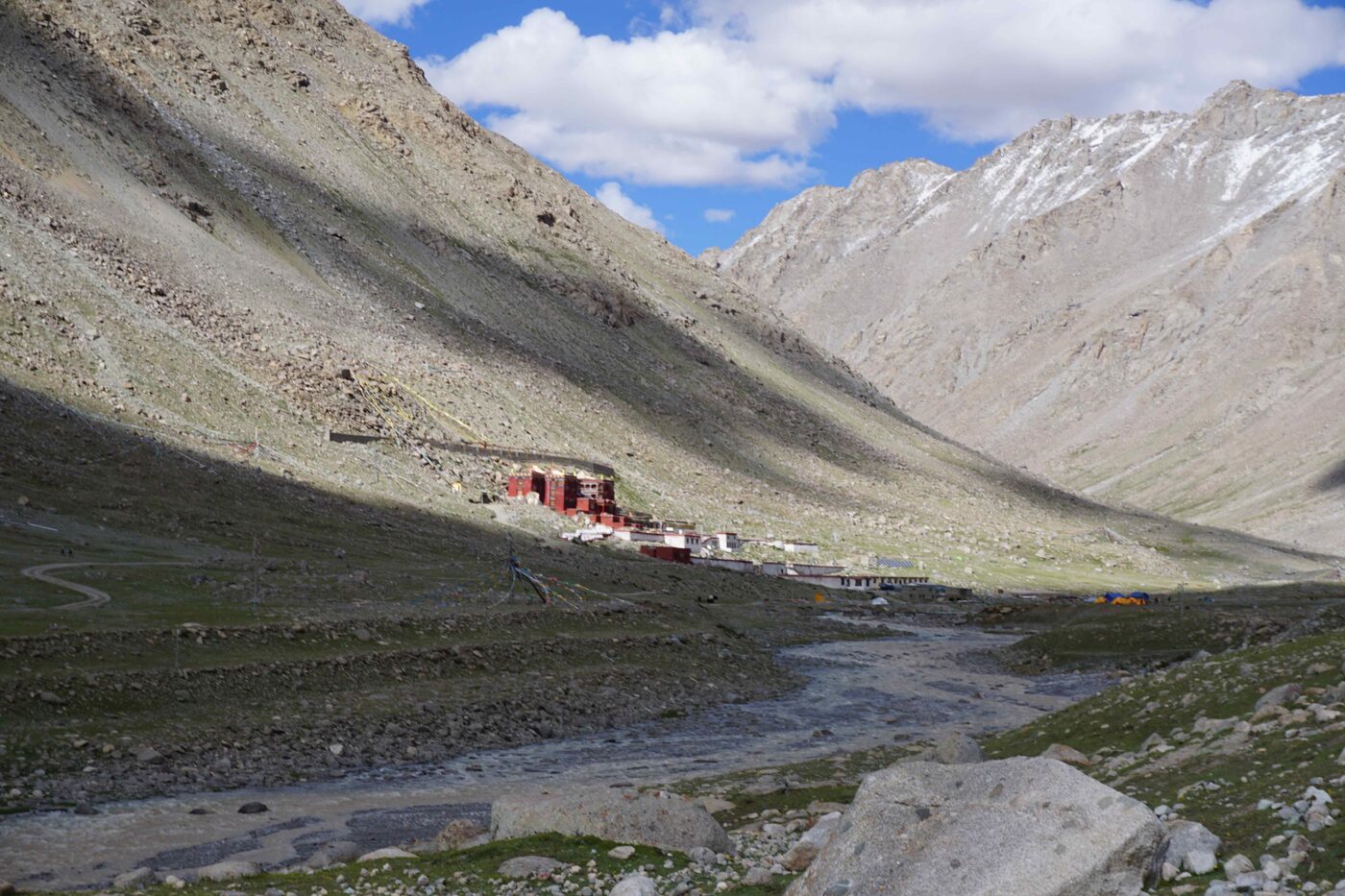 Diraphuk monastery