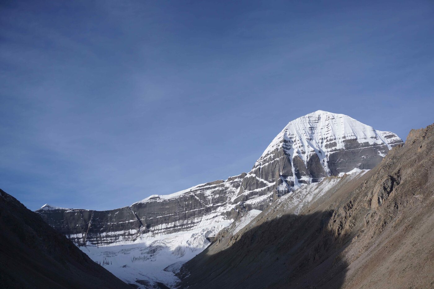 You get glimpses of Kailas earlier on this day
